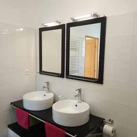 Studio indépendant 40m² avec jardin privé Hauteville-Lompnes Extérieur photo